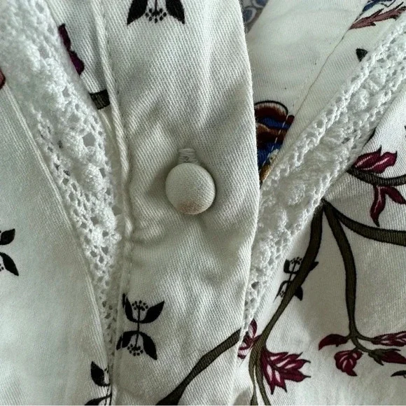 Matilda Jane Good Hart “Monica” Style Floral Button Up Shirt Size Medium - Picture 6 of 9